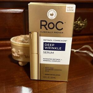 RoC Retinol Correxion Deep Wrinkle Serum - Gold
